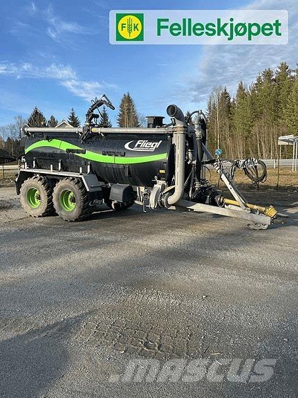 Fliegl vfw12000 Mineralspreder