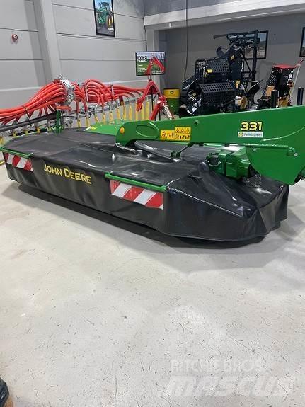 John Deere 331C Græsslåmaskiner