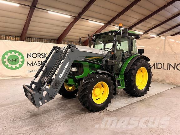John Deere 5820 Traktorer