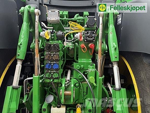 John Deere 6155R Traktorer