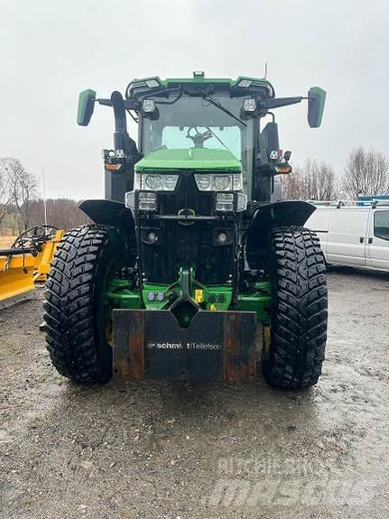 John Deere 7R330 Traktorer