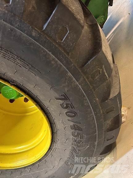 John Deere C441R Rundballe-pressere
