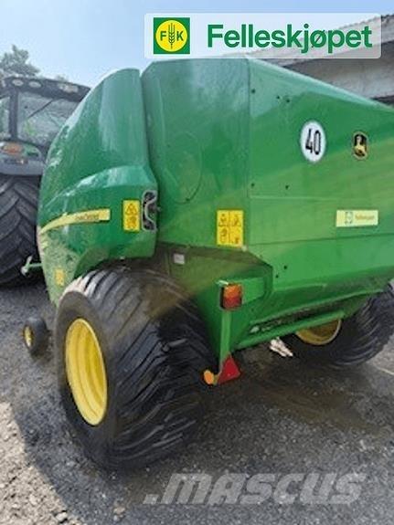 John Deere F440R Rundballe-pressere