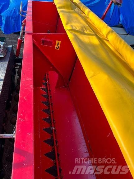 Junkkari 3000T Mineralspreder