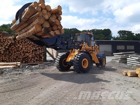 Ljungby  Læssemaskiner på hjul