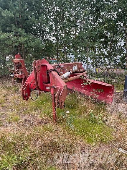 Marsk Stig  Sneskovle og -plove