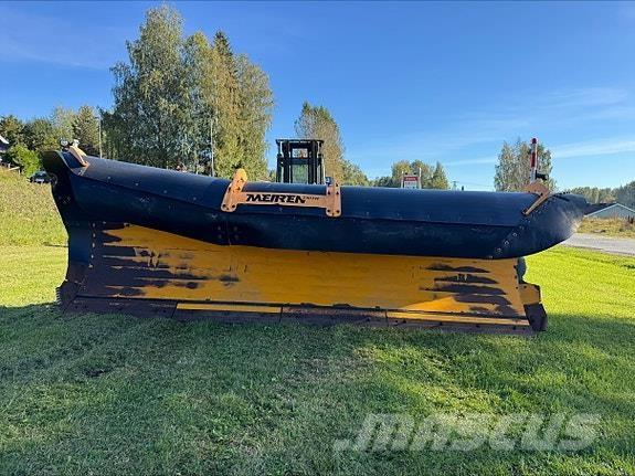 Meiren 2011 Sneskovle og -plove