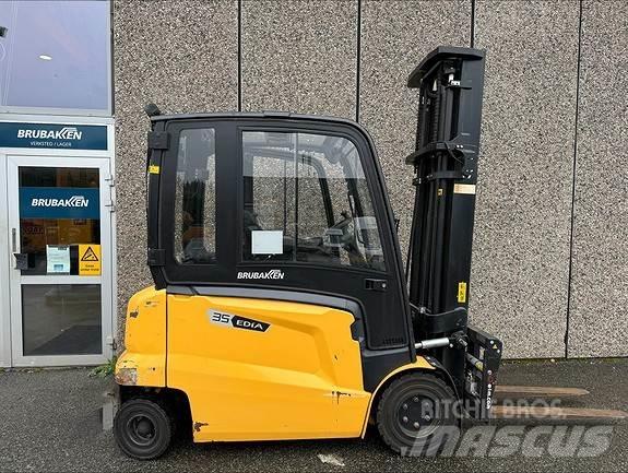 Mitsubishi FB35N Diesel gaffeltrucks