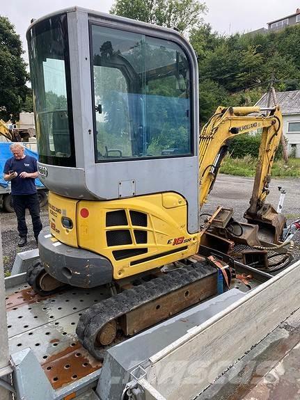New Holland E18SR Minigravemaskiner