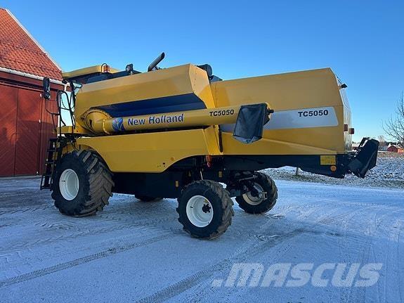 New Holland TC5050 Mejetærskere