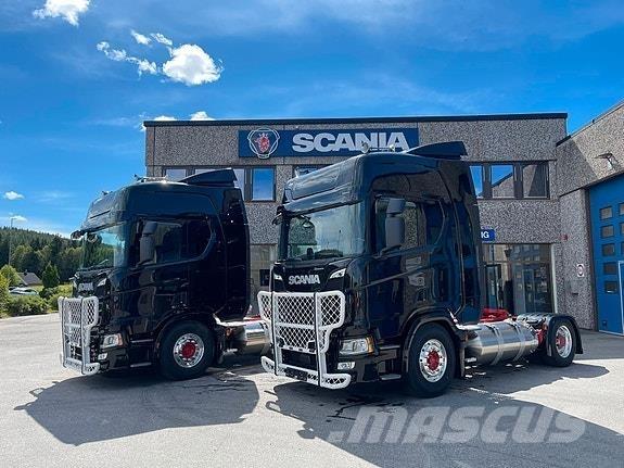 Scania R460A4X2LB Trækkere