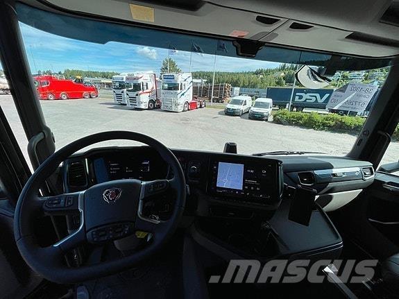Scania R460A4X2LB Trækkere