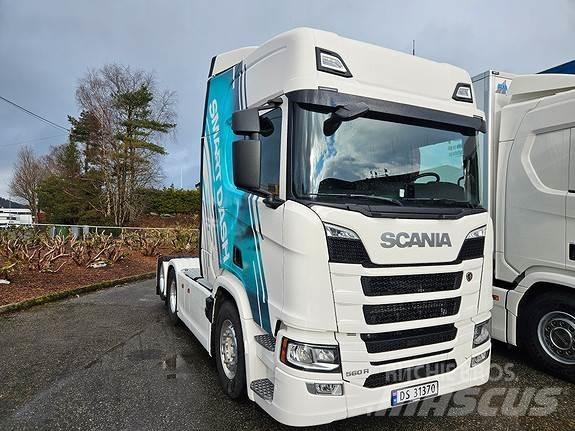 Scania R560 A6x2NB Trækkere