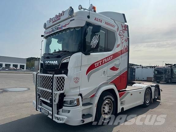 Scania S540 6X2 Trækkere