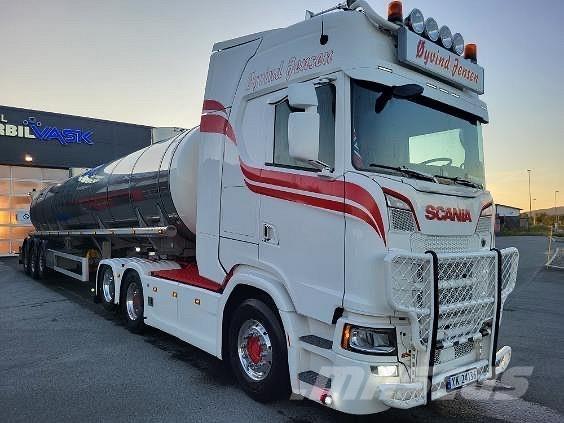 Scania S650A6X2NB Trækkere