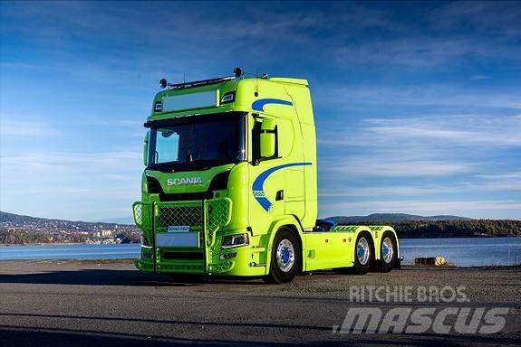 Scania S660A6x4NB Trækkere