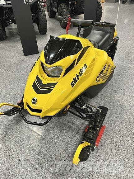 Ski-doo MXZ 120 Snescootere