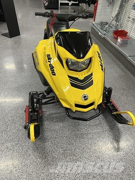 Ski-doo MXZ 120 Snescootere