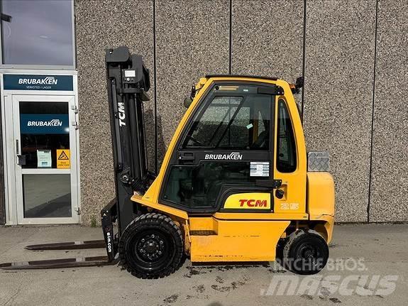 TCM FD25 Diesel gaffeltrucks