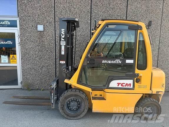 TCM FD25 Diesel gaffeltrucks