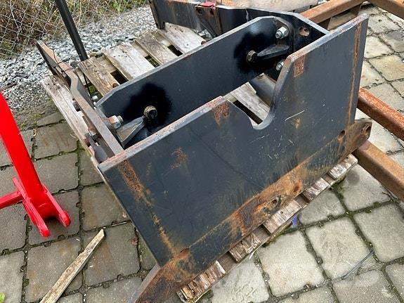 Tellefsdal  Andet udstyr til vej- og snerydning