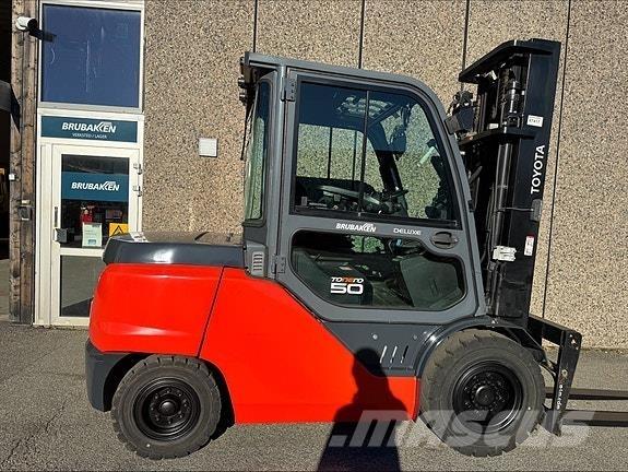 Toyota 40-8FD50N Diesel gaffeltrucks