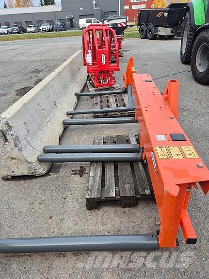 Underhaug 7813 Rundballe-pressere