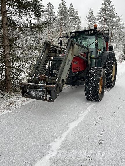 Valtra 6750-4 Traktorer