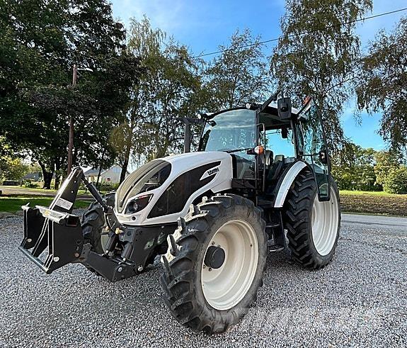 Valtra A114 Traktorer