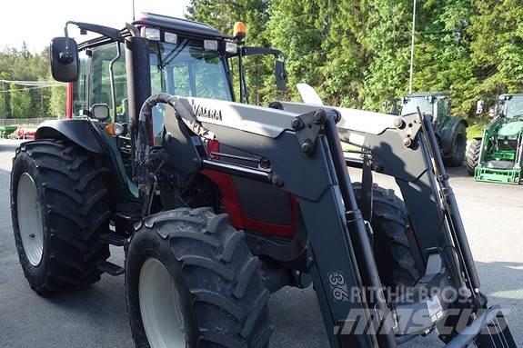 Valtra A83 Traktorer