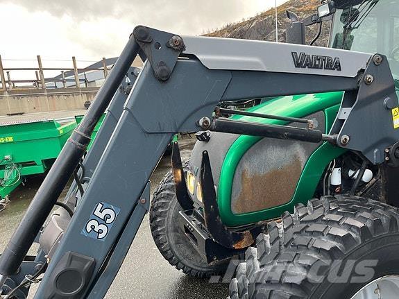 Valtra A83 Traktorer