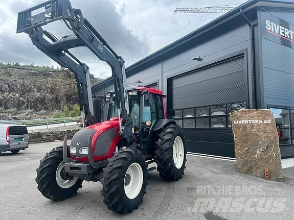 Valtra A93 Traktorer