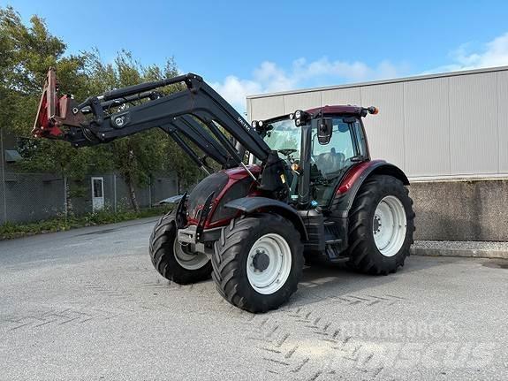 Valtra N114 Traktorer
