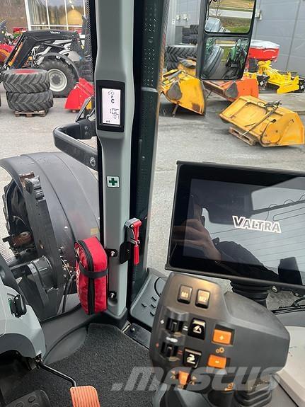 Valtra T234D Traktorer