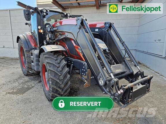 Valtra T235 Traktorer