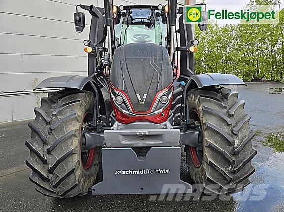 Valtra T235 Traktorer
