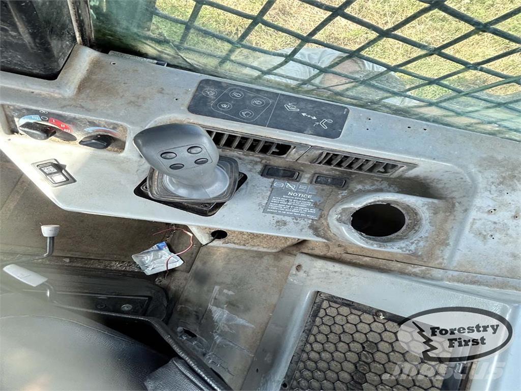 CAT 525B Udslæbningstraktorer