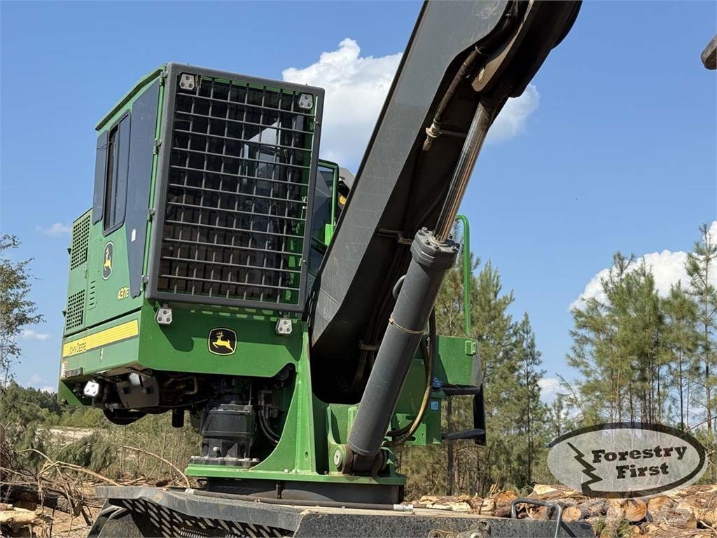 John Deere 437E Knuckleboom læssere