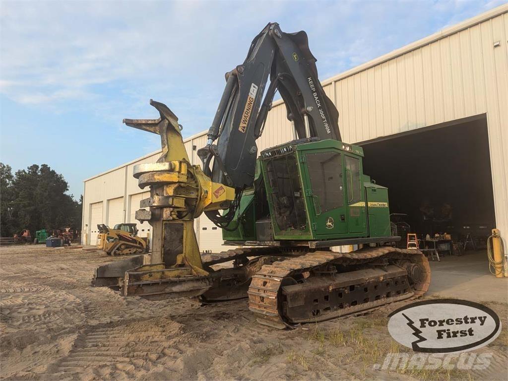 John Deere 853M Fældebunkelæggere