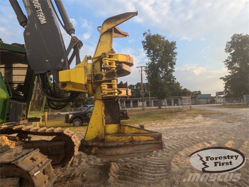 John Deere 853M Fældebunkelæggere