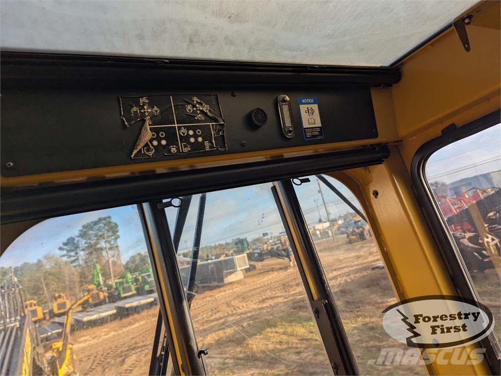 Tigercat 234B Knuckleboom læssere