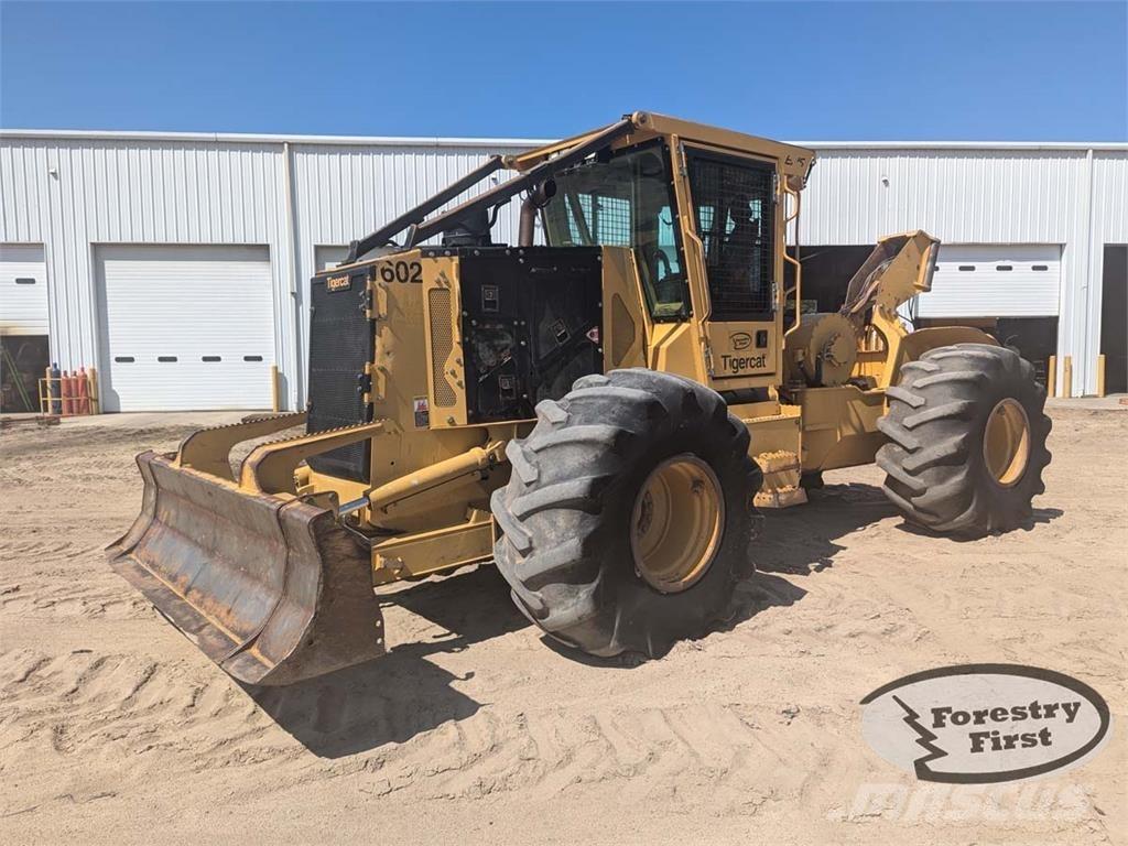 Tigercat 602 Udslæbningstraktorer