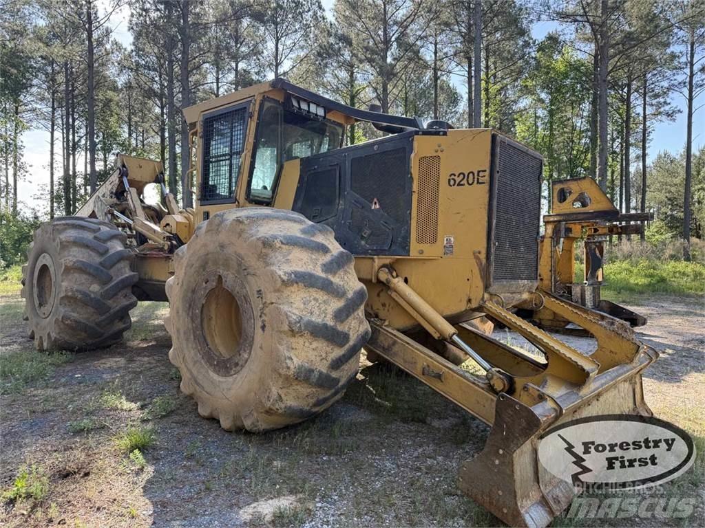 Tigercat 620E Udslæbningstraktorer