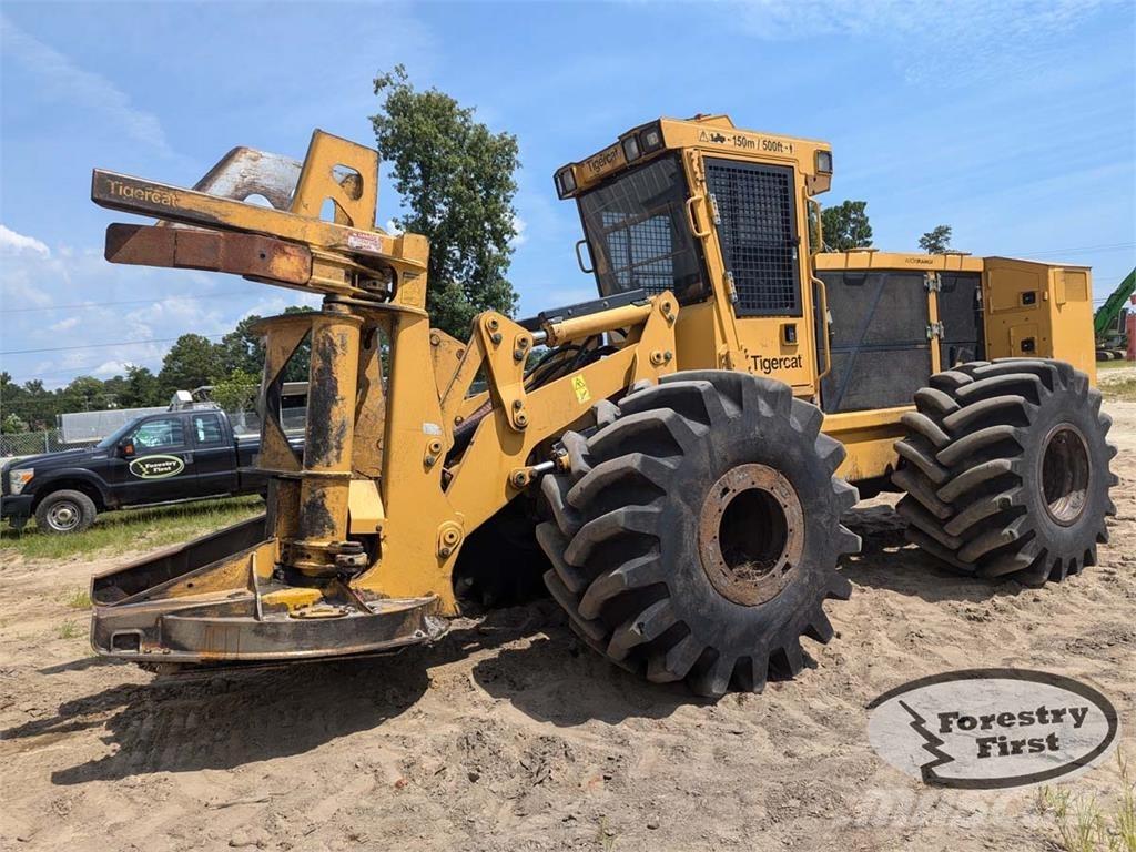 Tigercat 720G Fældebunkelæggere