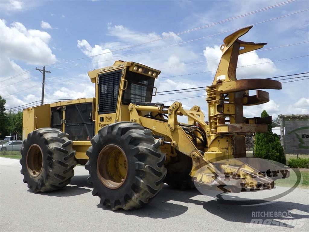 Tigercat 724G Fældebunkelæggere