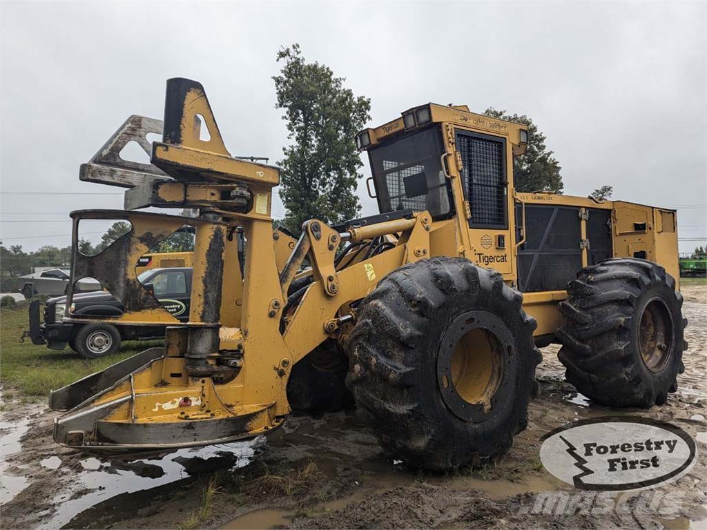 Tigercat 724G Fældebunkelæggere