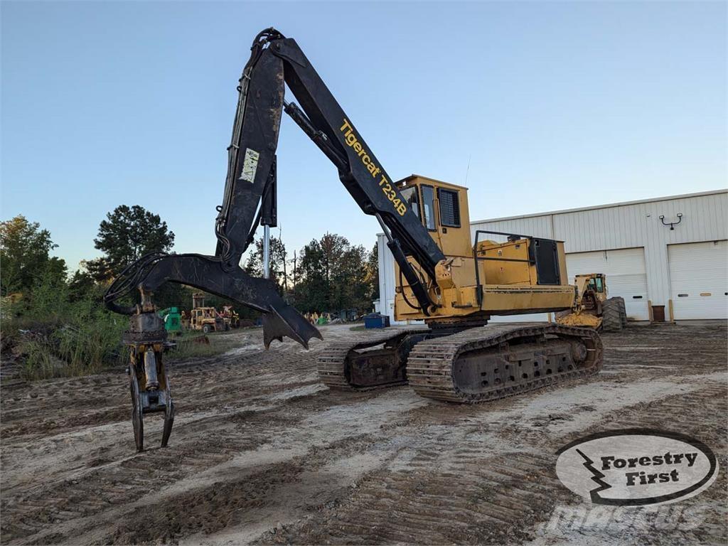 Tigercat T234B Knuckleboom læssere