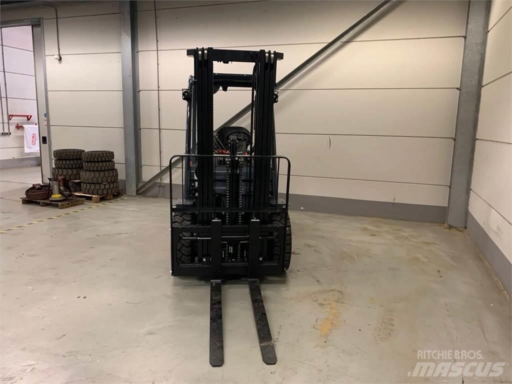 Toyota 02-8FGF30 LPG gaffeltrucks