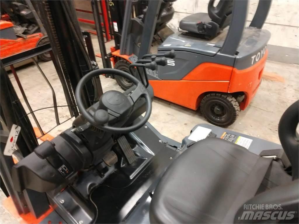 Toyota 8FBN15 El gaffeltrucks