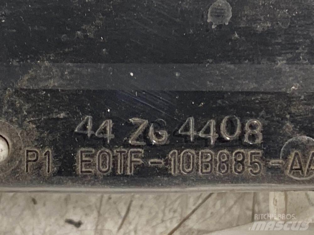 Ford F-800 Transport – Andet